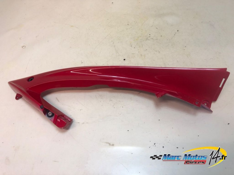 HABILLAGE DE CARENAGE DROIT YAMAHA R6 2009