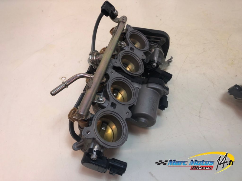 RAMPE D'INJECTION YAMAHA R6 2009