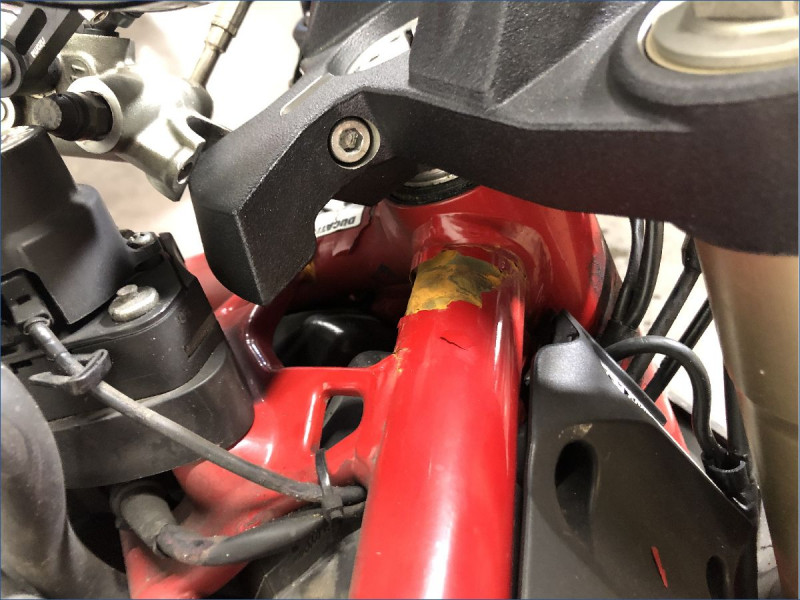DUCATI 848 STREETFIGHTER 