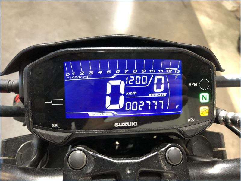 SUZUKI 125 GSX-S 