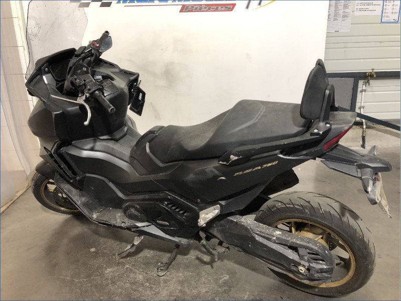 HONDA 750 FORZA 