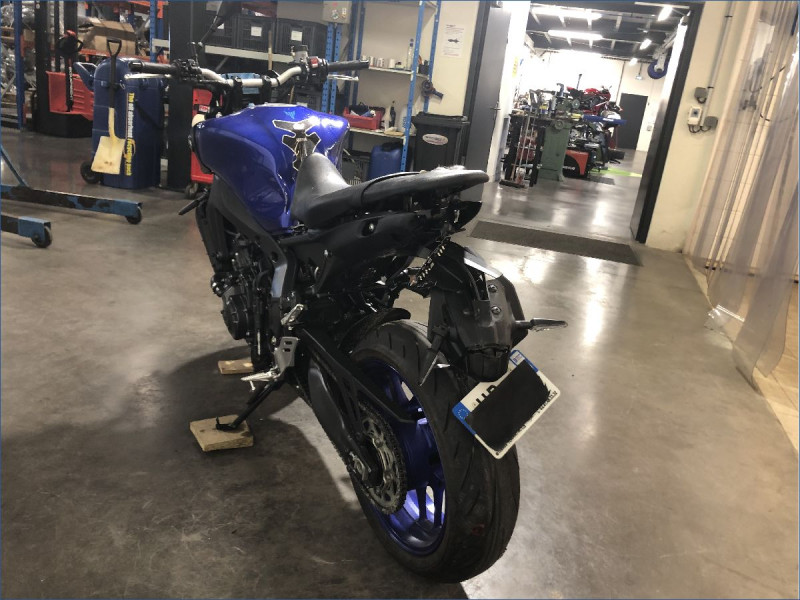 YAMAHA MT09 