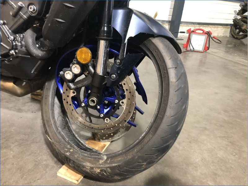 YAMAHA MT09 