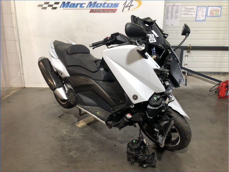 YAMAHA 530 TMAX 