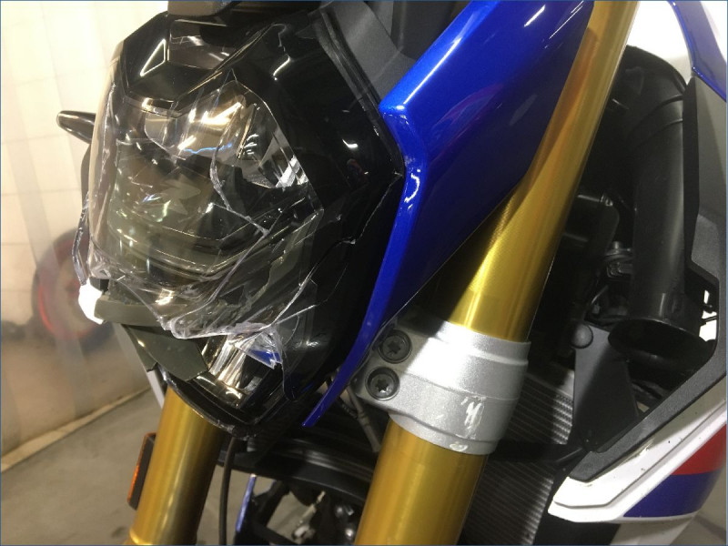 BMW F900R 