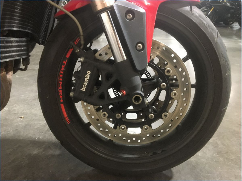 TRIUMPH 1050 SPEED TRIPLE 