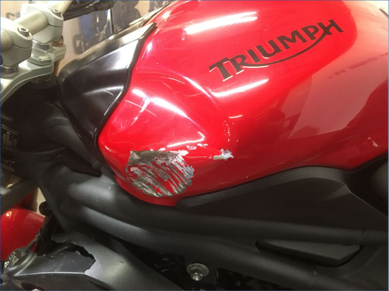 TRIUMPH 1050 SPEED TRIPLE 