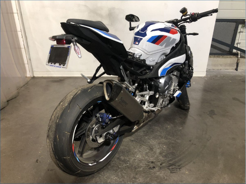 BMW M1000R 