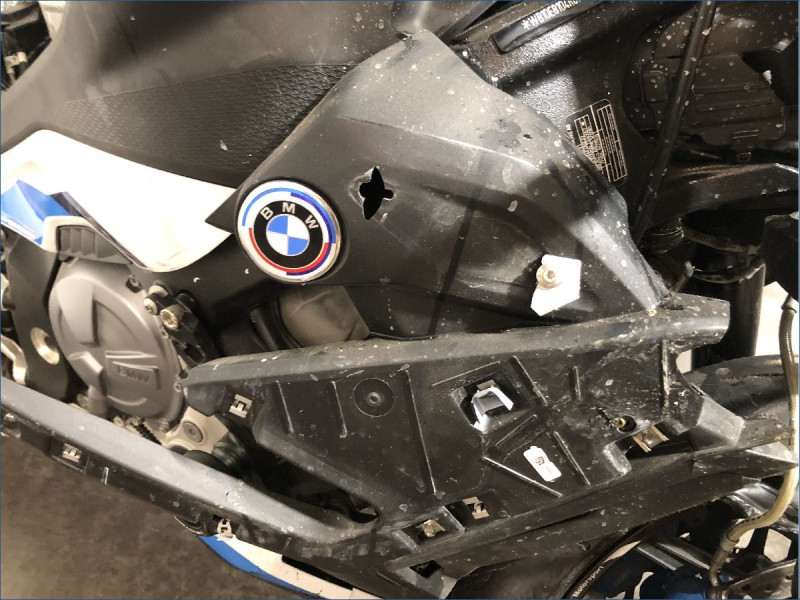 BMW M1000R 