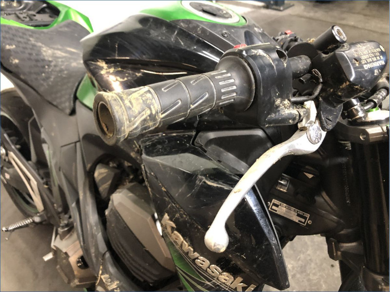 KAWASAKI Z800 
