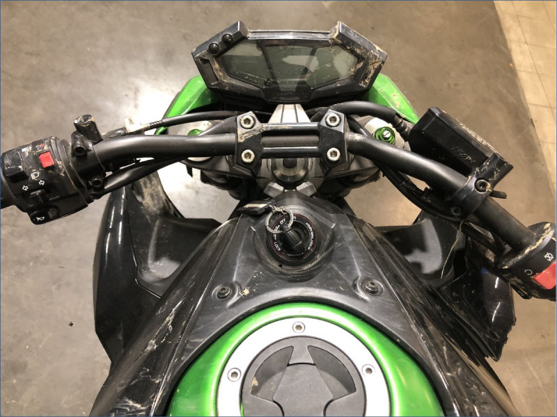 KAWASAKI Z800 