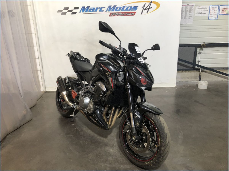 KAWASAKI Z900 