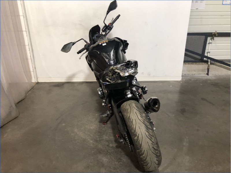 KAWASAKI Z900 