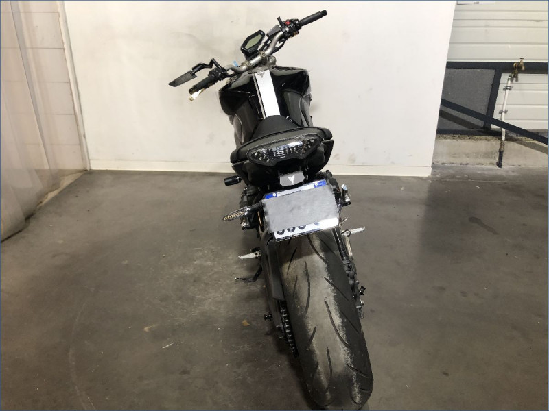 YAMAHA MT09 