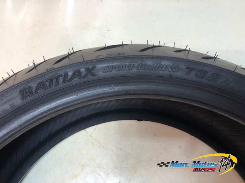 BRIDGESTONE BATTLAX T32 R 190/50-17