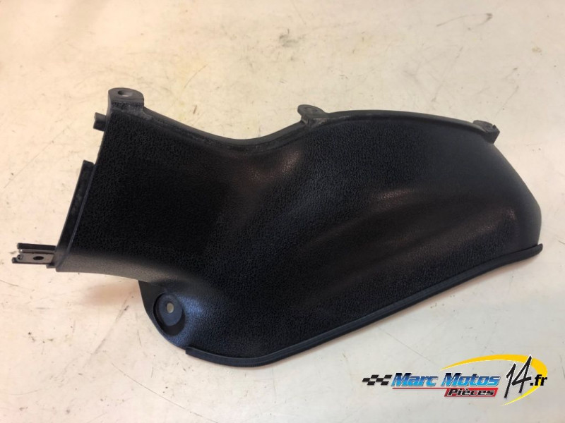 HABILLAGE DE TETE DE FOURCHE DROIT SUZUKI 1300 GSXR HAYABUSA 2006