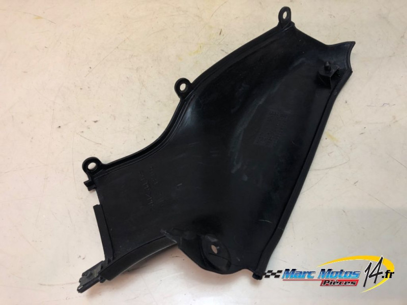 HABILLAGE DE TETE DE FOURCHE GAUCHE SUZUKI 1300 GSXR HAYABUSA 2006