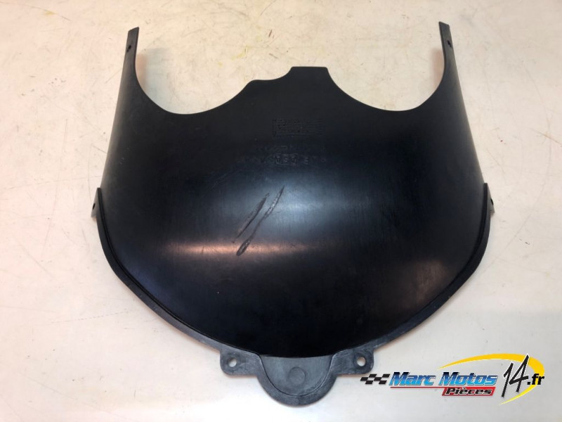 HABILLAGE DE TETE DE FOURCHE INFERIEUR SUZUKI 1300 GSXR HAYABUSA 2006
