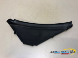CACHE LATERAL INTERMEDIAIRE DROIT APRILIA 125 ATLANTIC 2009