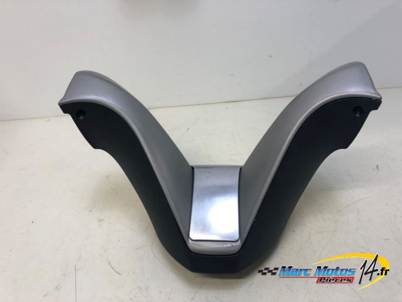HABILLAGE DE GUIDON APRILIA 125 ATLANTIC 2009