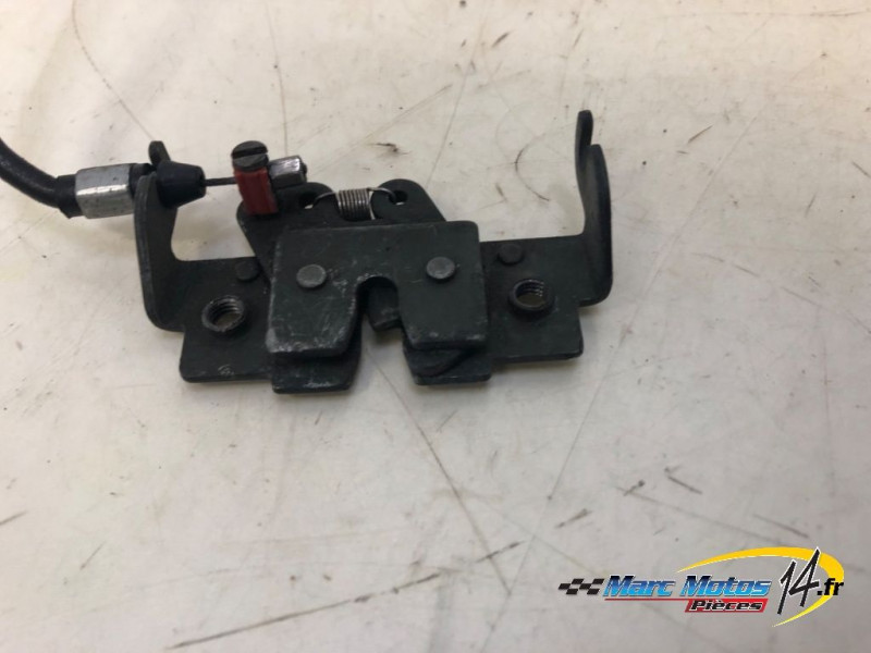 MECANISME D'OUVERTURE DE SELLE APRILIA 125 ATLANTIC 2009