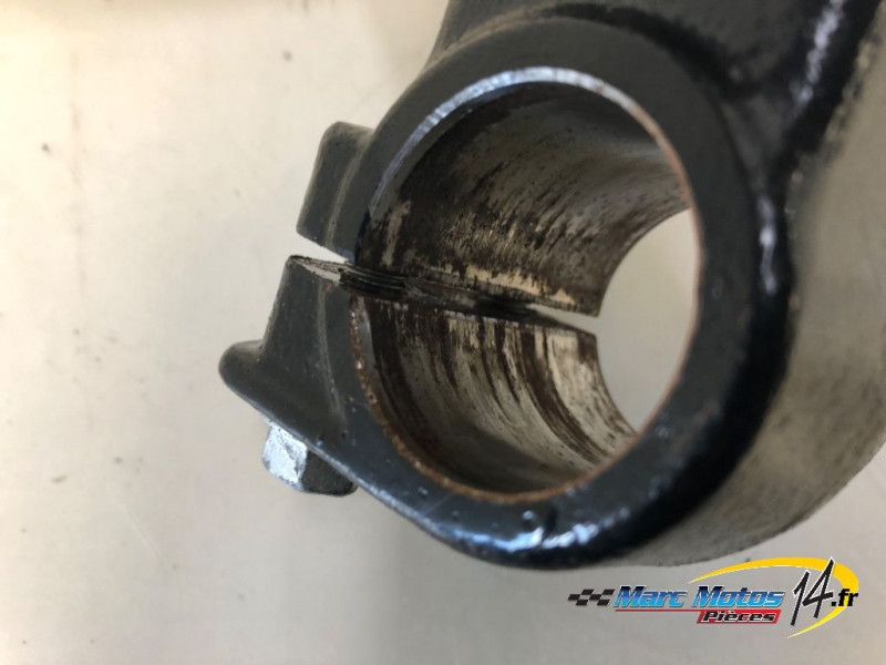 TE DE FOURCHE INFERIEUR APRILIA 125 ATLANTIC 2009