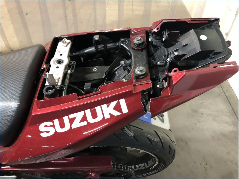 SUZUKI 650 SV N