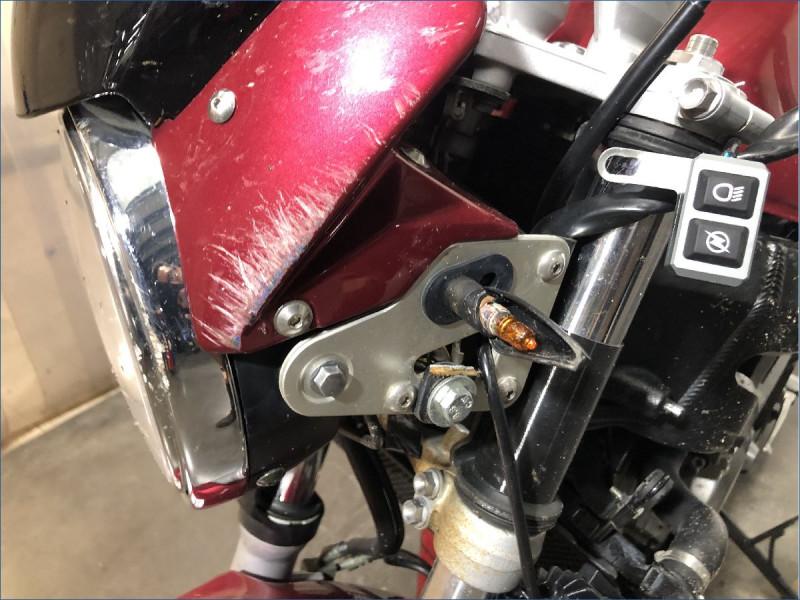 SUZUKI 650 SV N