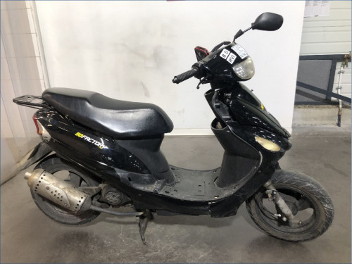RAZZO BT49QT 