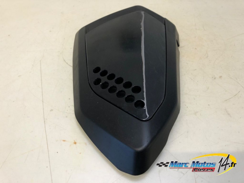 CACHE LATERAL INTERMEDIAIRE GAUCHE KEEWAY 125 K-LIGHT 2022