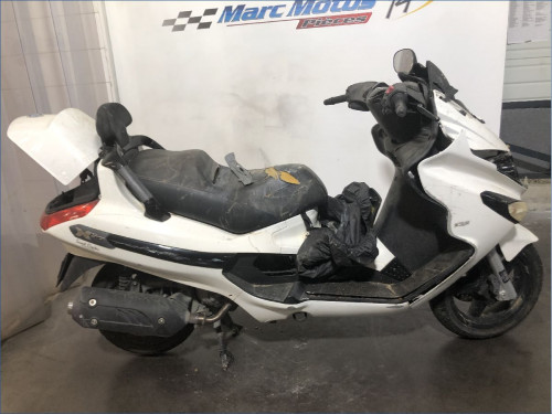 PIAGGIO 125 XEVO 