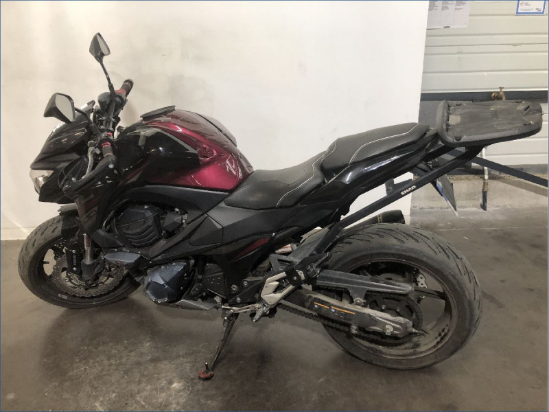 KAWASAKI Z800 