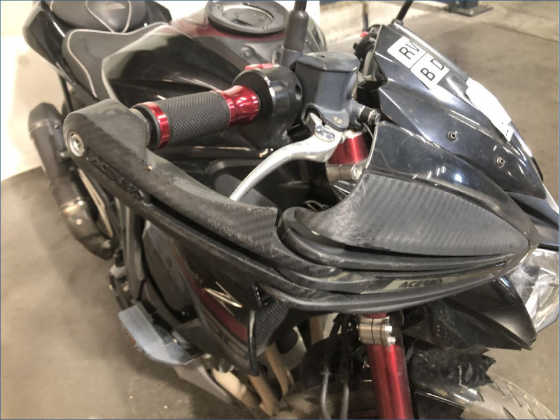 KAWASAKI Z800 