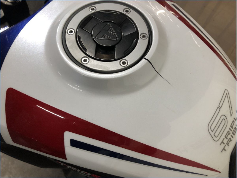 TRIUMPH 660 TRIDENT TRIBUTE