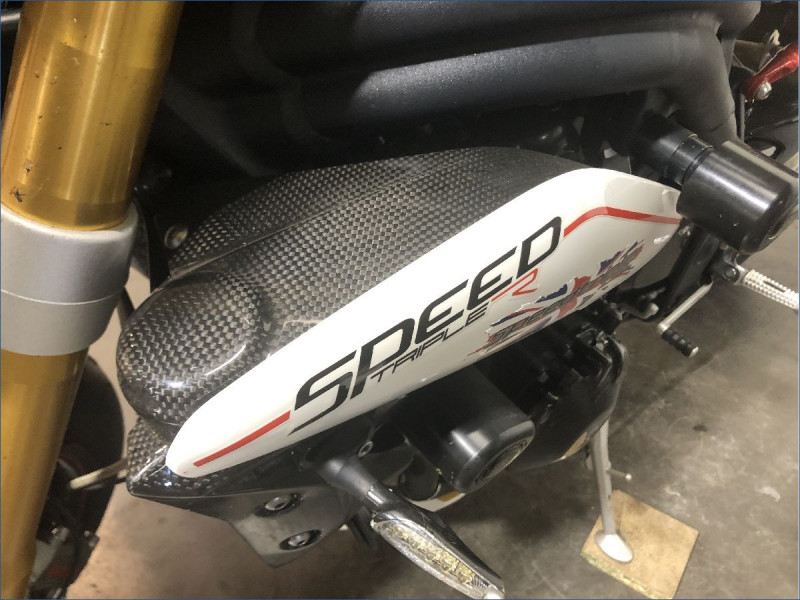 TRIUMPH 1050 SPEED TRIPLE R