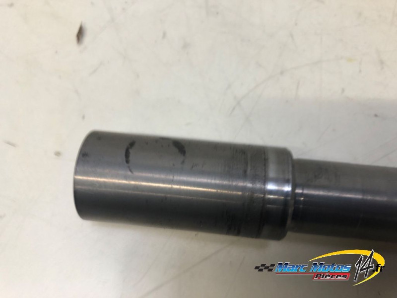 AXE DE ROUE AVANT BMW R1200GS 2014