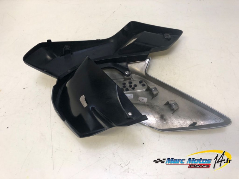 ECOPE DE RADIATEUR GAUCHE BMW R1200GS 2014