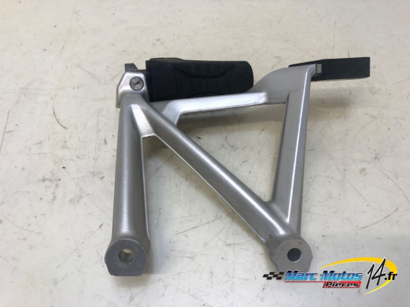 PLATINE ARRIERE DROITE BMW R1200GS 2014