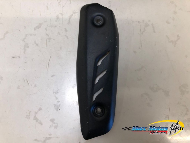 ECOPE DE RADIATEUR GAUCHE TRIUMPH 765 STREET TRIPLE RS 2017