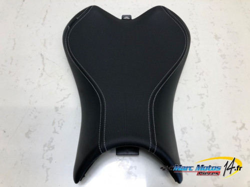 SELLE AVANT TRIUMPH 765 STREET TRIPLE RS 2017