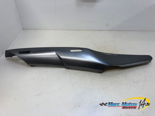 CACHE LATERAL DROIT KAWASAKI 1400 GTR 2017