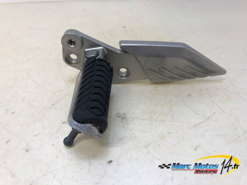 PLATINE AVANT GAUCHE KAWASAKI 1400 GTR 2017