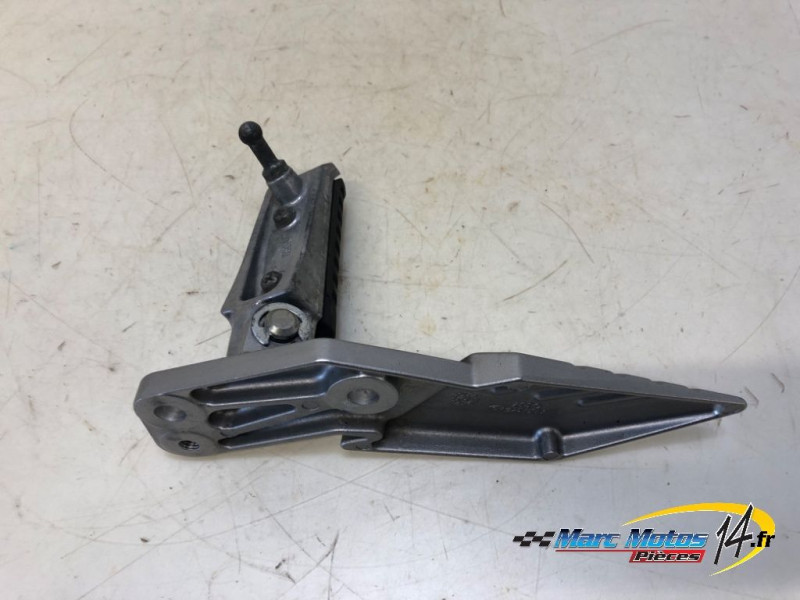 PLATINE AVANT GAUCHE KAWASAKI 1400 GTR 2017