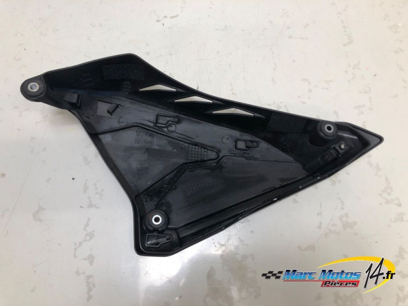 HABILLAGE DE CADRE DROIT YAMAHA MT10 2019