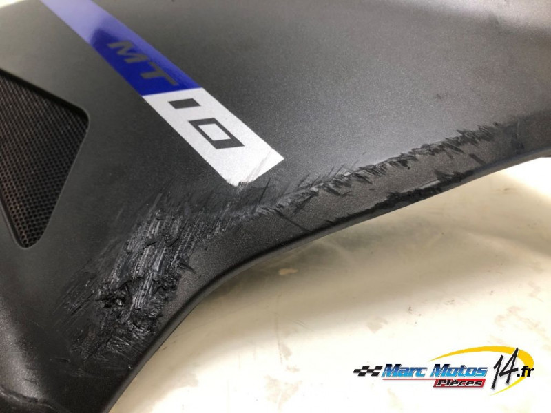 HABILLAGE DE CADRE DROIT YAMAHA MT10 2019
