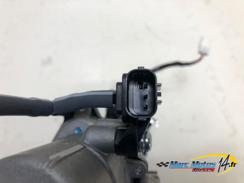 RAMPE D'INJECTION YAMAHA MT10 2019