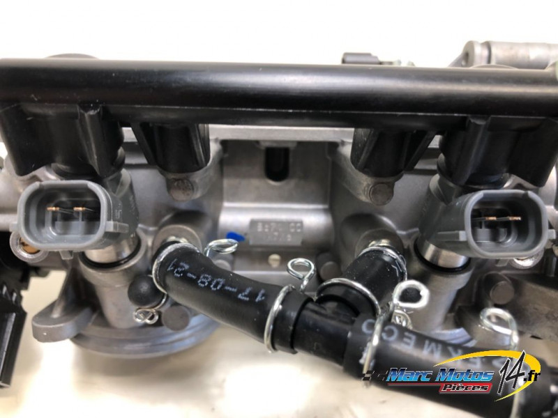 RAMPE D'INJECTION YAMAHA MT10 2019
