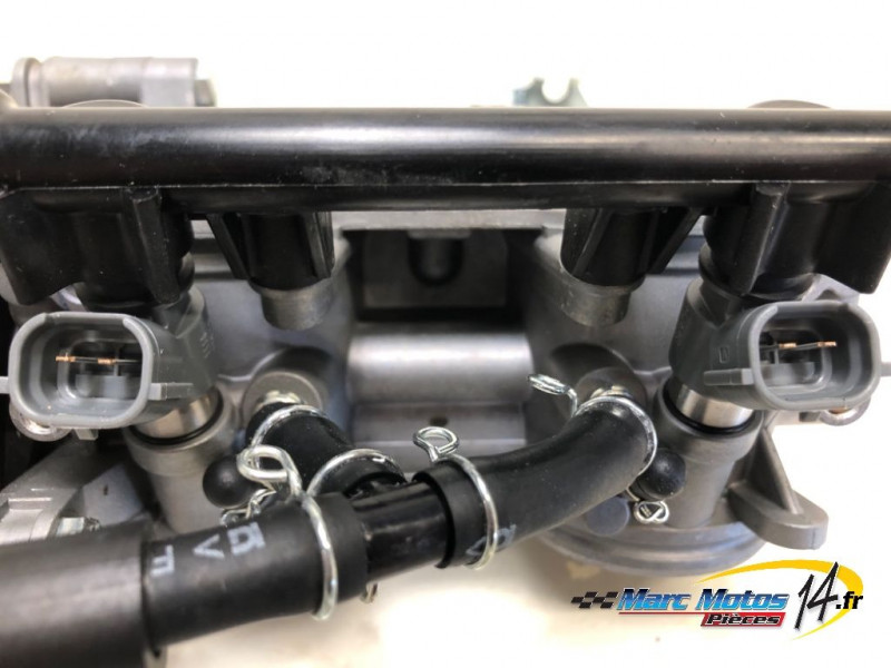 RAMPE D'INJECTION YAMAHA MT10 2019