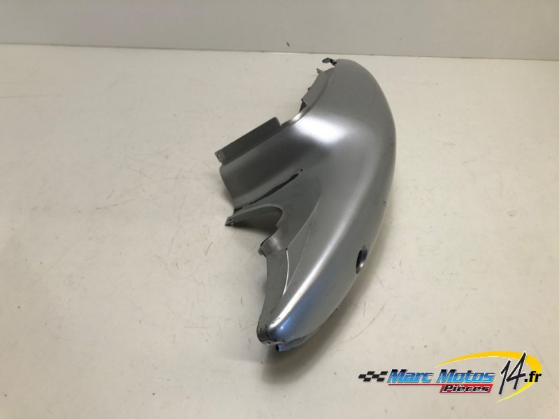 CACHE LATERAL GAUCHE SUZUKI 650 SV S 2002