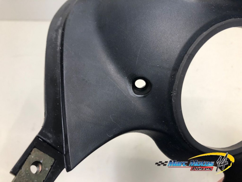 ENTOURAGE DE TABLEAU DE BORD SUZUKI 650 SV S 2002